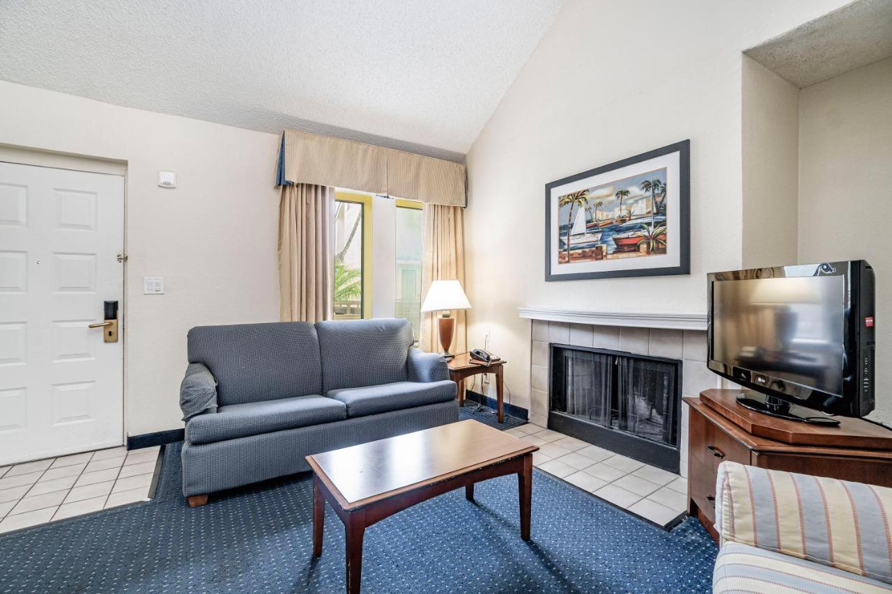 Doral Inn & Suites Miami Airport West ภายนอก รูปภาพ
