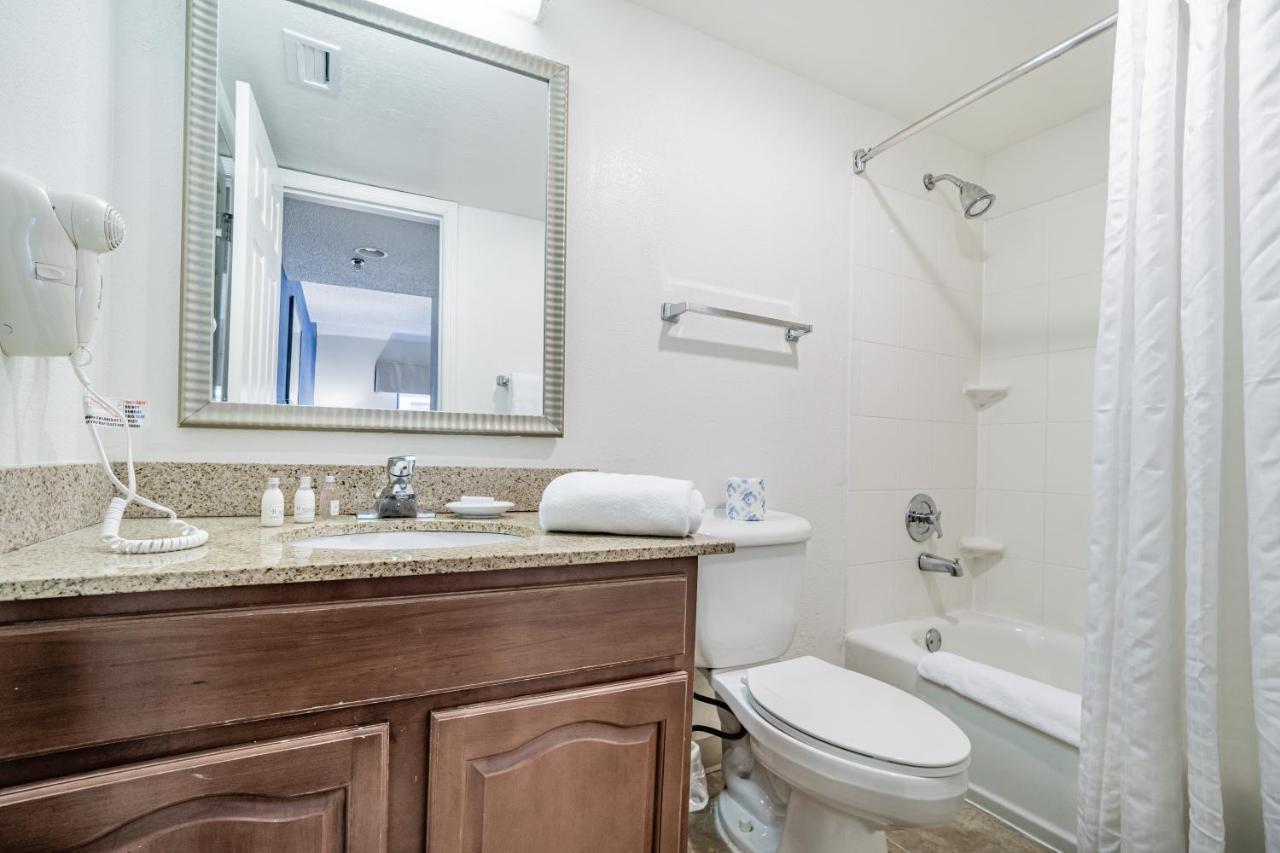 Doral Inn & Suites Miami Airport West ภายนอก รูปภาพ