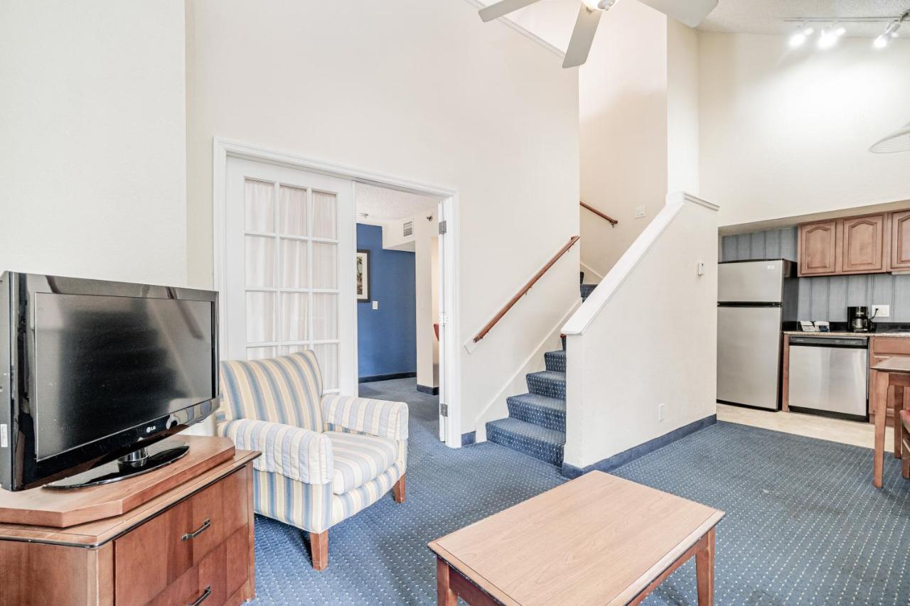 Doral Inn & Suites Miami Airport West ภายนอก รูปภาพ
