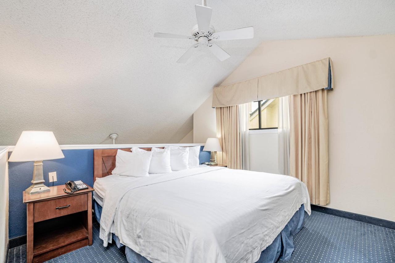 Doral Inn & Suites Miami Airport West ภายนอก รูปภาพ